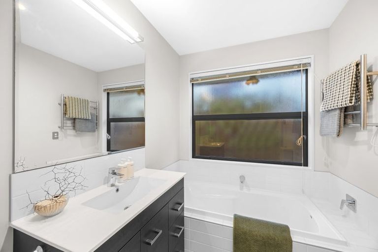 Photo of property in 45 Woodville Street, Edgeware, Christchurch, 8013