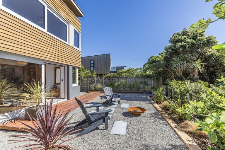 Photo of property in 29 Boardwalk Lane, Seatoun, Wellington, 6022