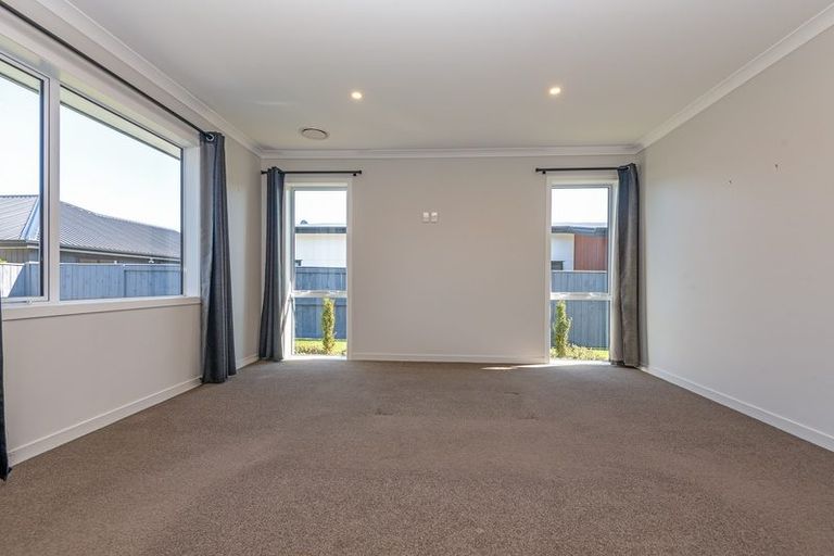 Photo of property in 22 Varsity Heights, Fitzherbert, Palmerston North, 4410