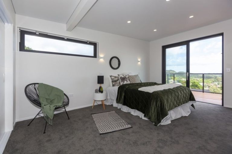 Photo of property in 101 Kakariki Grove, Waikanae, 5036