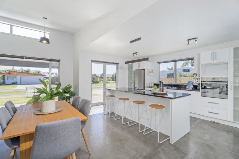 Photo of property in 3 Aquila Drive, Whitianga, 3510