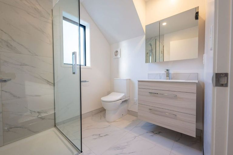 Photo of property in 8a/1 Taramea Place, Addington, Christchurch, 8024