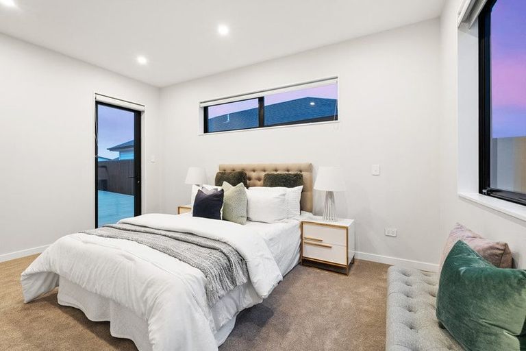 Photo of property in 24 Tipu Crescent, Wainui, 0992