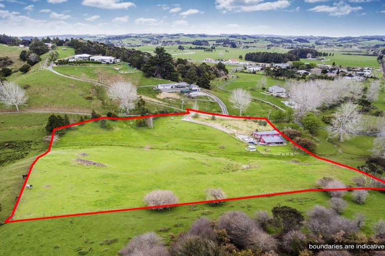 Photo of property in 49 Opoto Place, Kaukapakapa, 0873