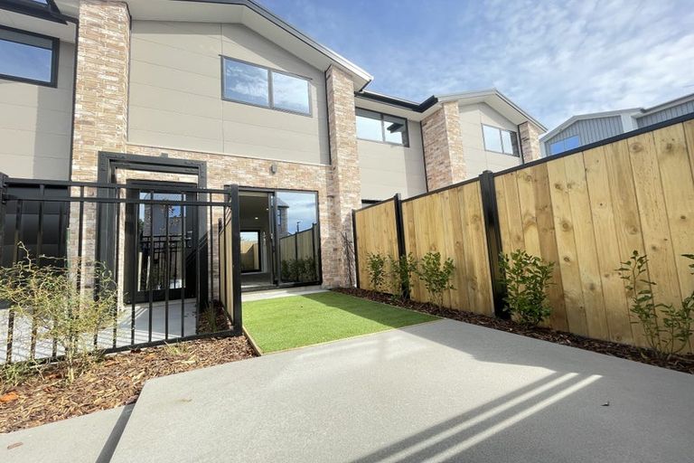 Photo of property in 21 Mohua Lane, Upper Riccarton, Christchurch, 8041
