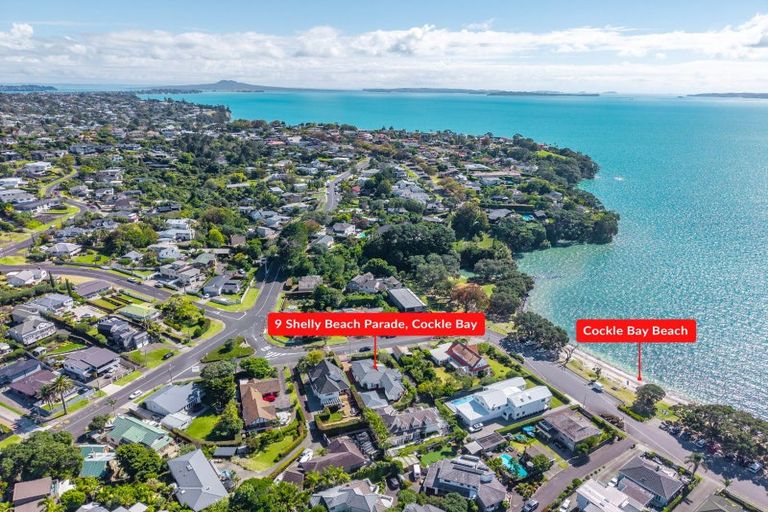 Photo of property in 9 Shelly Beach Parade, Cockle Bay, Auckland, 2014