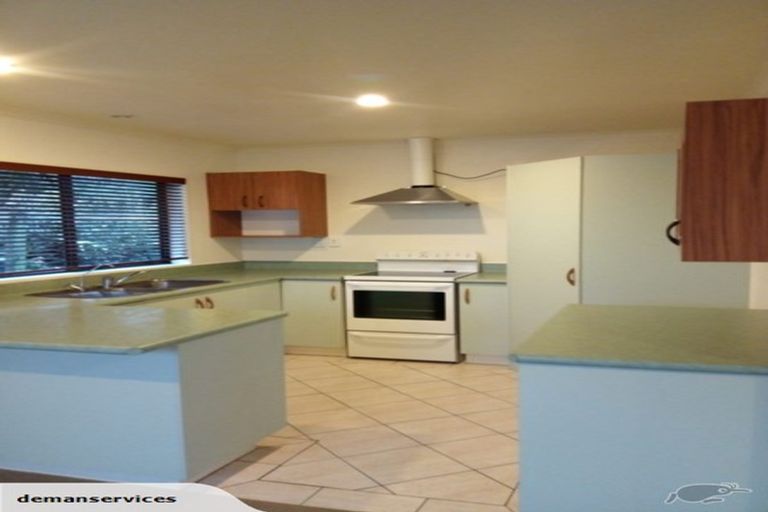 Photo of property in 11 Landon Place, Pukekohe, 2120