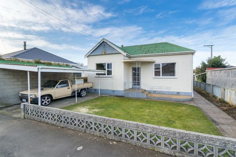 Photo of property in 37 Wesley Street, South Dunedin, Dunedin, 9012