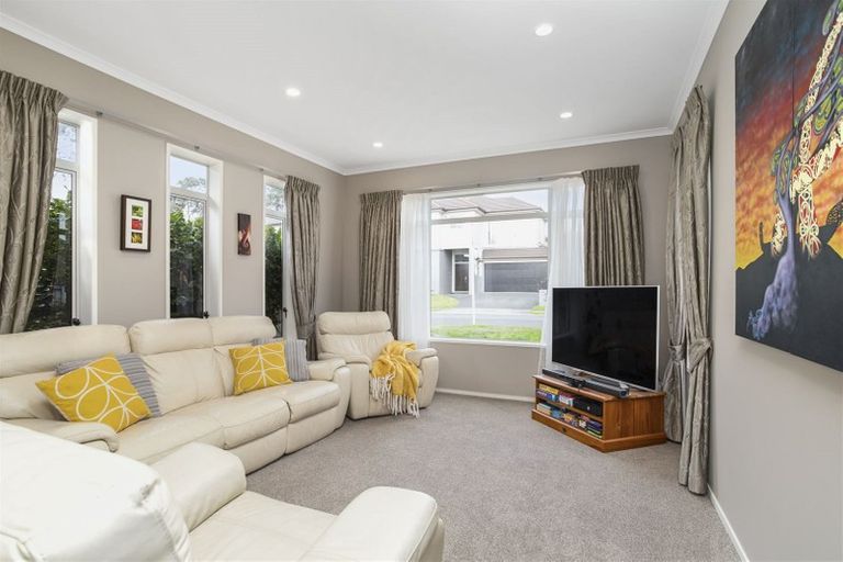 Photo of property in 55 Coachman Drive, Flat Bush, Auckland, 2016
