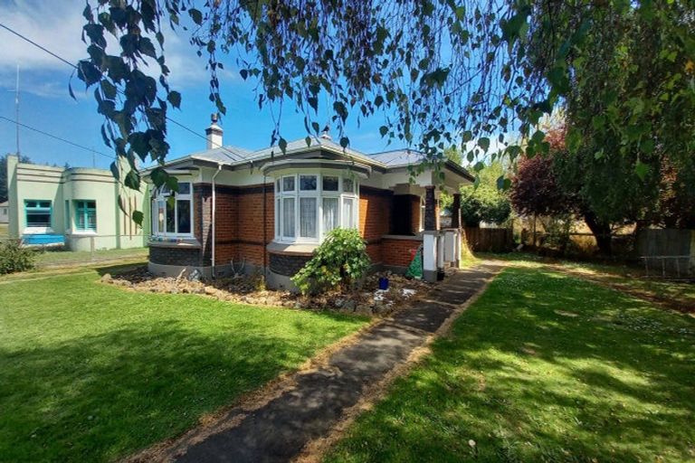 Photo of property in 8 Donnington Street, Ohai, 9635