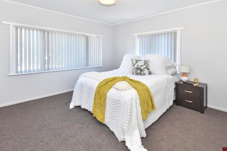 Photo of property in 260 Great South Road, Manurewa, Auckland, 2102