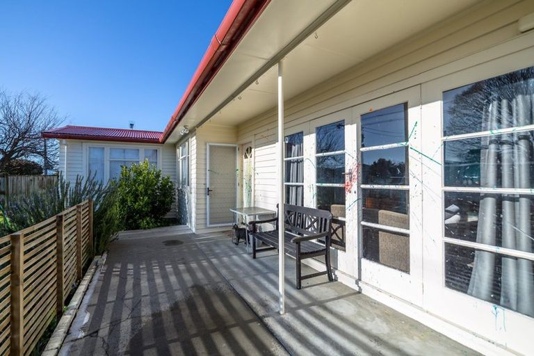 Photo of property in 17 Costley Street, Carterton, 5713
