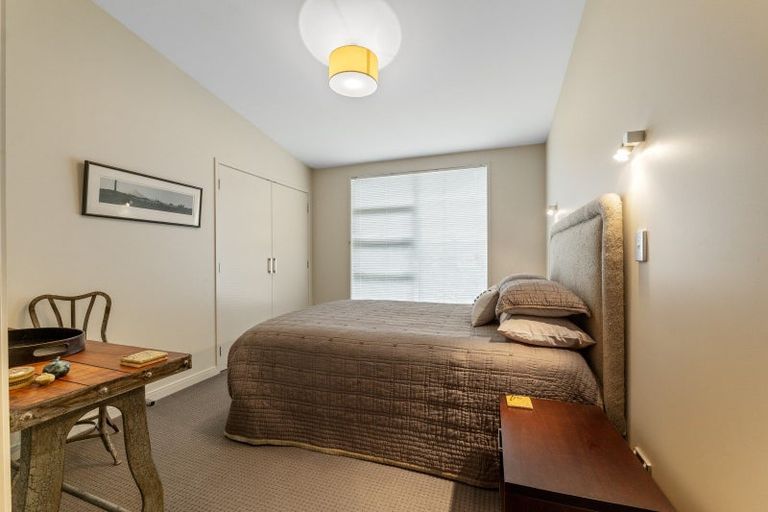 Photo of property in 10 Olivia Street, Stratford, 4332