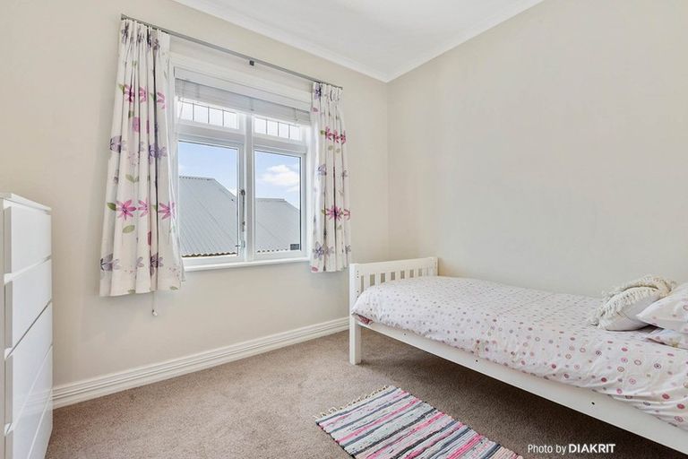 Photo of property in 22 Pembroke Road, Northland, Wellington, 6012