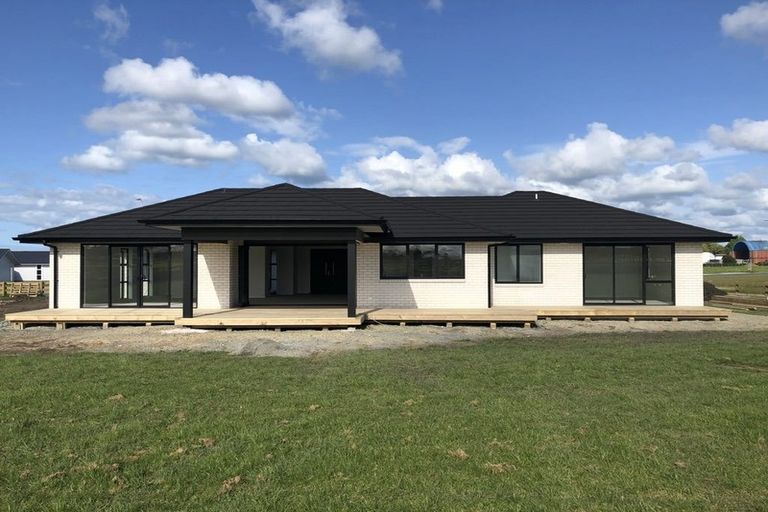 Photo of property in 11 The Lakes Drive, Kerikeri, 0230