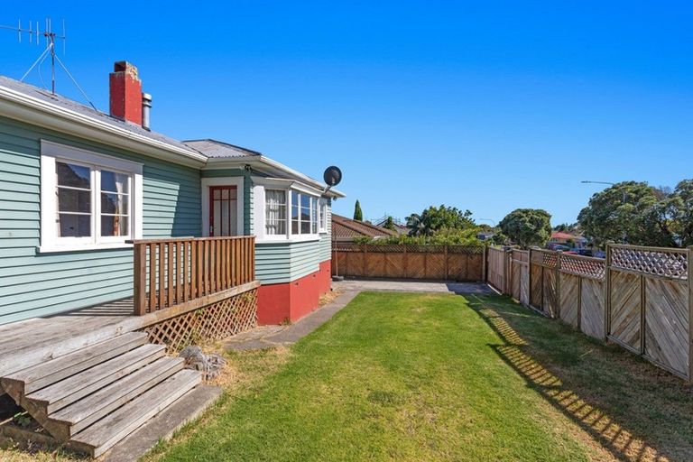 Photo of property in 64 Domain Road, Whakatane, 3120