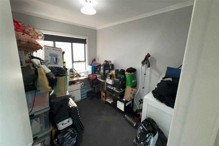 Photo of property in 15 Barry Street, Ferndale, New Plymouth, 4310