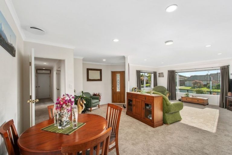 Photo of property in 1 Kopu Drive, Pyes Pa, Tauranga, 3112