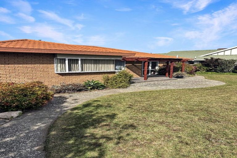 Photo of property in 4 Knightsbridge Place, Taradale, Napier, 4112