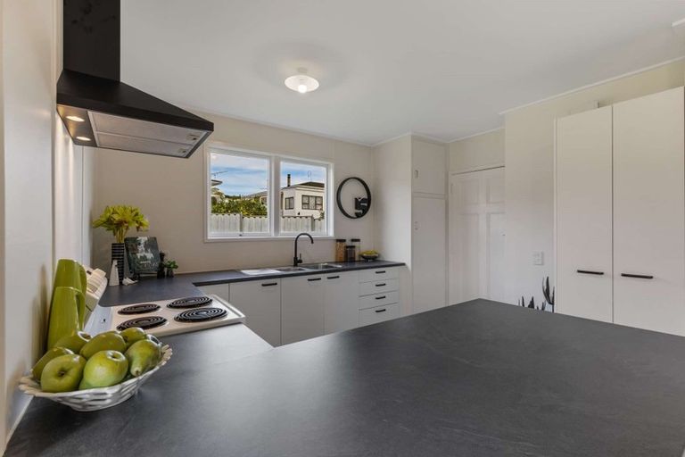 Photo of property in 1 Matai Street, Waiuku, 2123