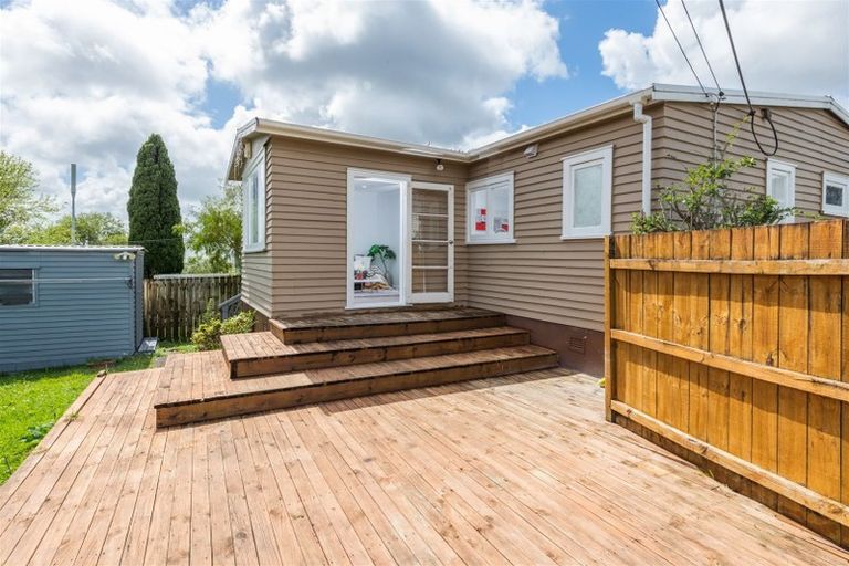 Photo of property in 70 Forest Hill Road, Henderson, Auckland, 0612