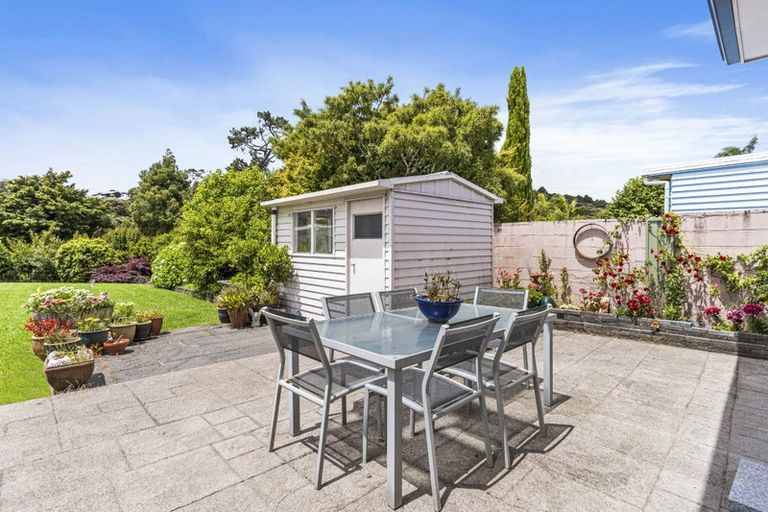 Photo of property in 45 Lauderdale Road, Birkdale, Auckland, 0626