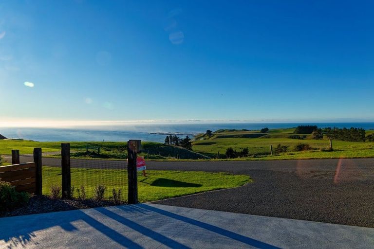 Photo of property in 42 Ward Street, Kaikoura, 7300