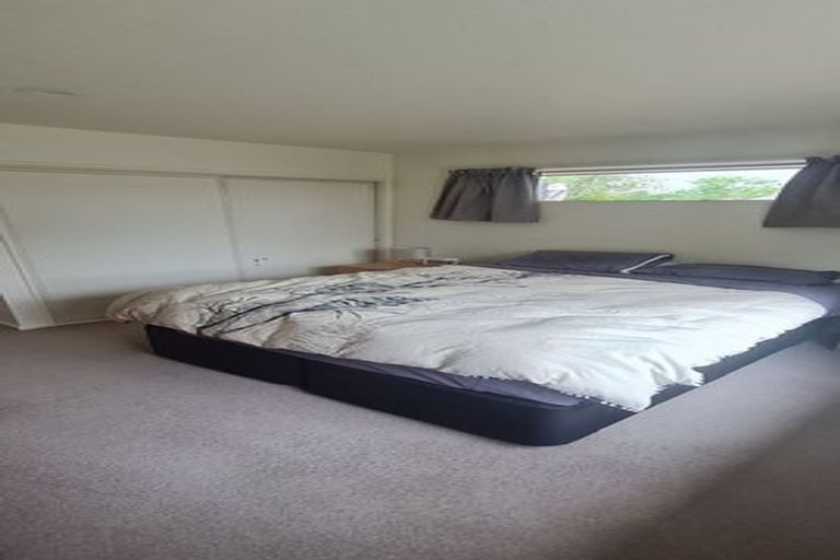 Photo of property in 31 Daniels Road, Redwood, Christchurch, 8051