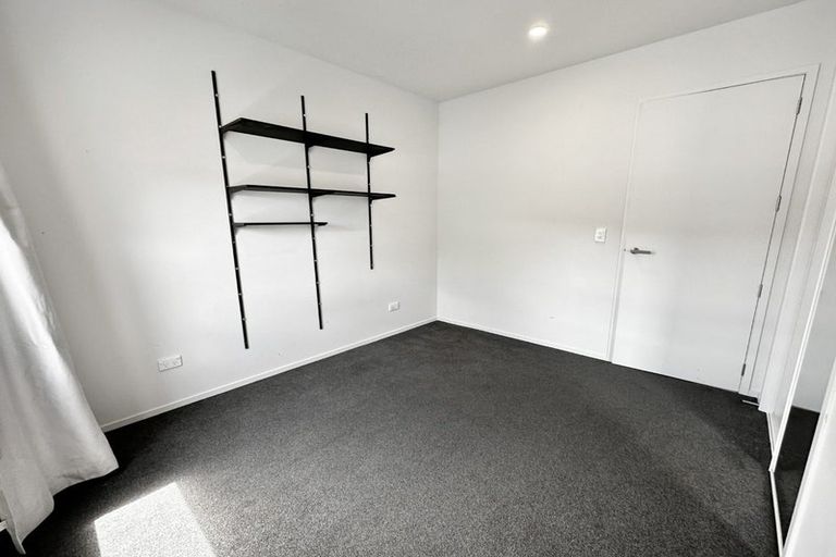 Photo of property in 3/81g Mapou Road, Hobsonville, Auckland, 0616