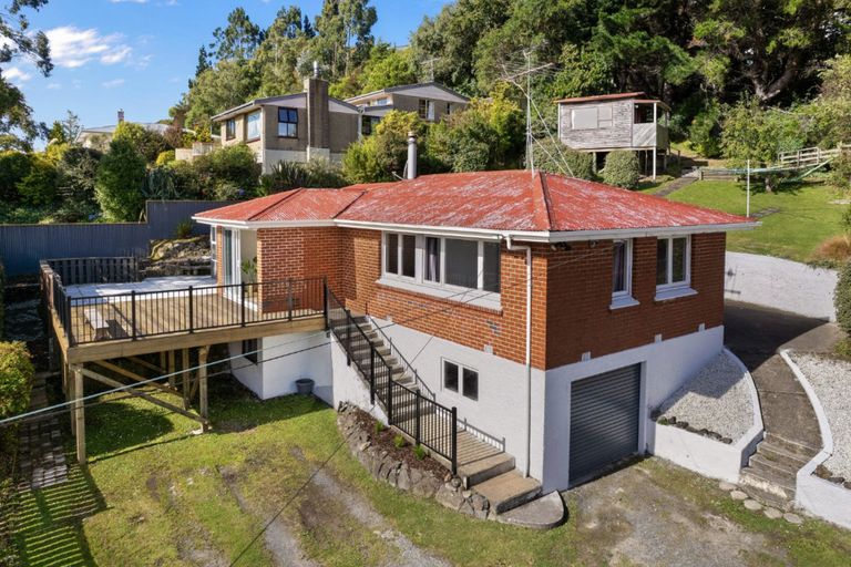 Photo of property in 32 Hocken Street, Kenmure, Dunedin, 9011