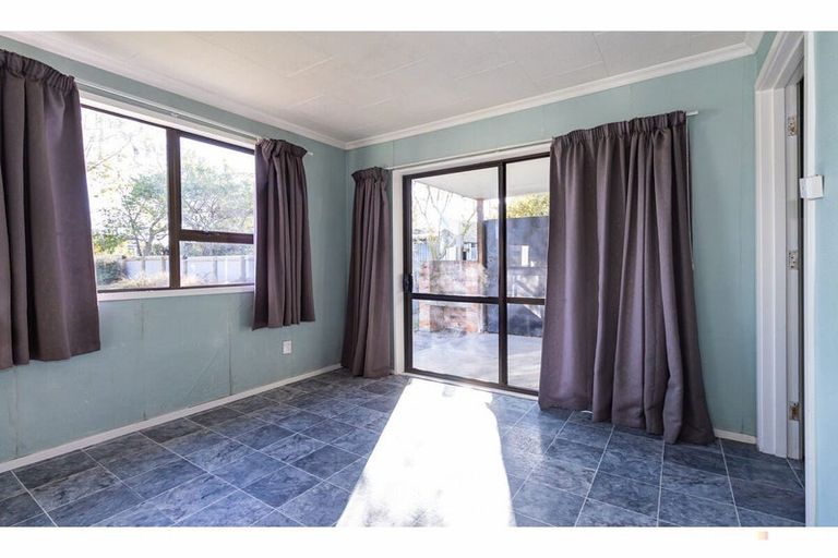 Photo of property in 1 Augustine Street, Waimate, 7924