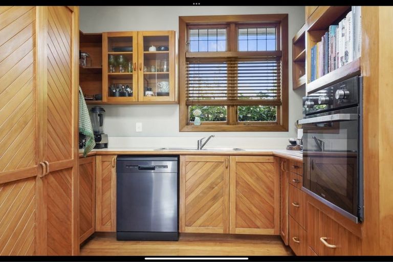 Photo of property in 11 Konini Street, Riccarton, Christchurch, 8041