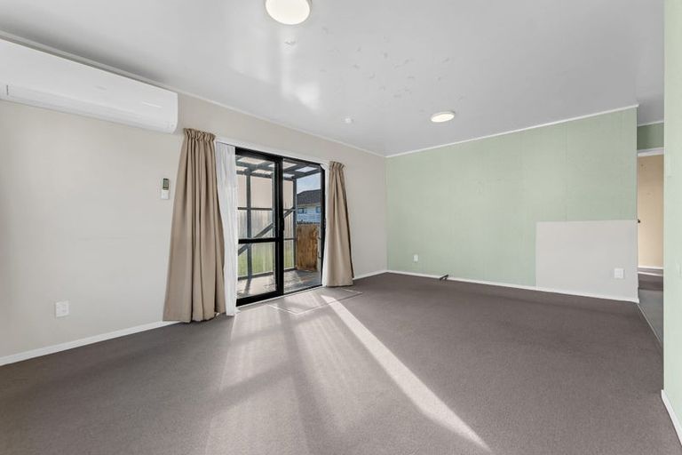 Photo of property in 9b Boundary Road, Opaheke, Papakura, 2113