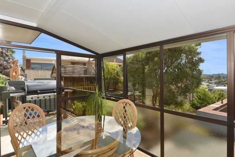 Photo of property in 210 Fairway Drive, Te Kamo, Whangarei, 0112
