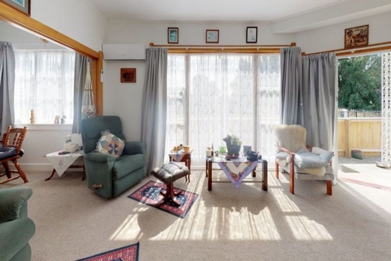 Photo of property in 9 Buckleys Terrace, Tinwald, Ashburton, 7700