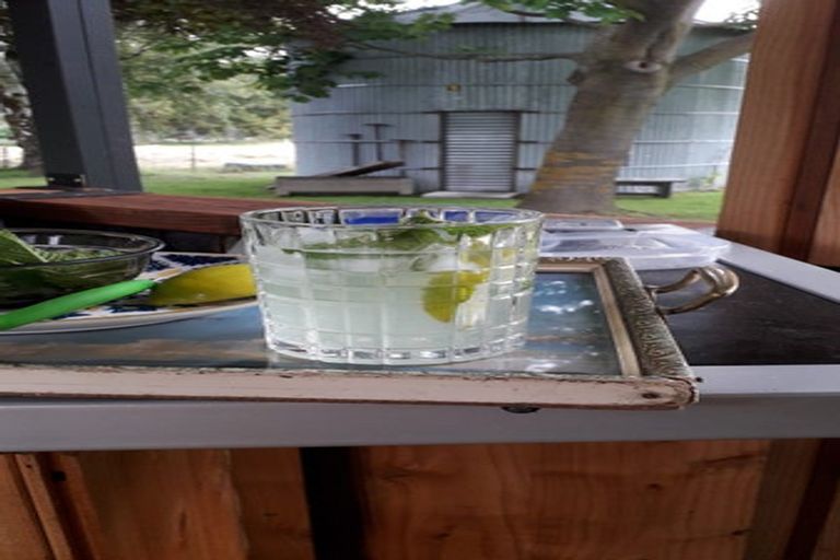 Photo of property in 30 Young Lane, Clyde, Alexandra, 9391