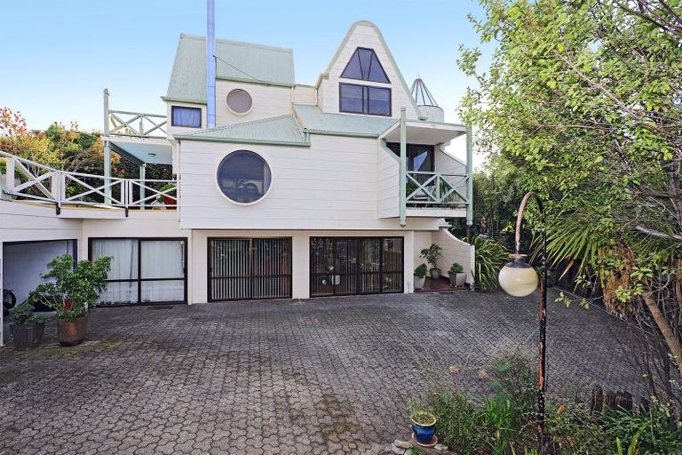 Photo of property in 17 Ewan Place, Taradale, Napier, 4112