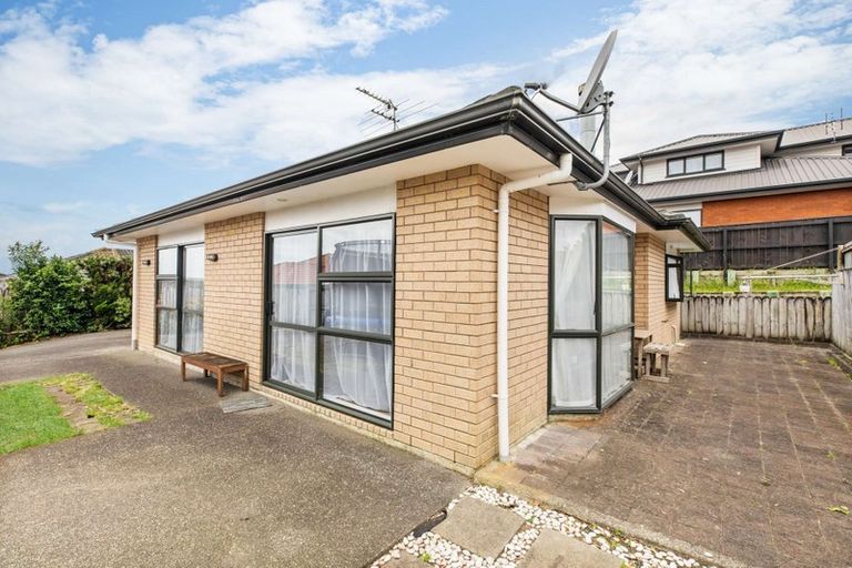 Photo of property in 6 Genesis Place, Flat Bush, Auckland, 2019