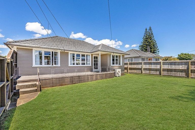 Photo of property in 1/7 Cambridge Road, Manurewa, Auckland, 2102