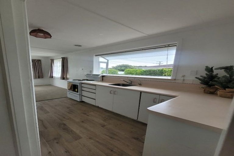 Photo of property in 217 Ngamotu Road, Spotswood, New Plymouth, 4310