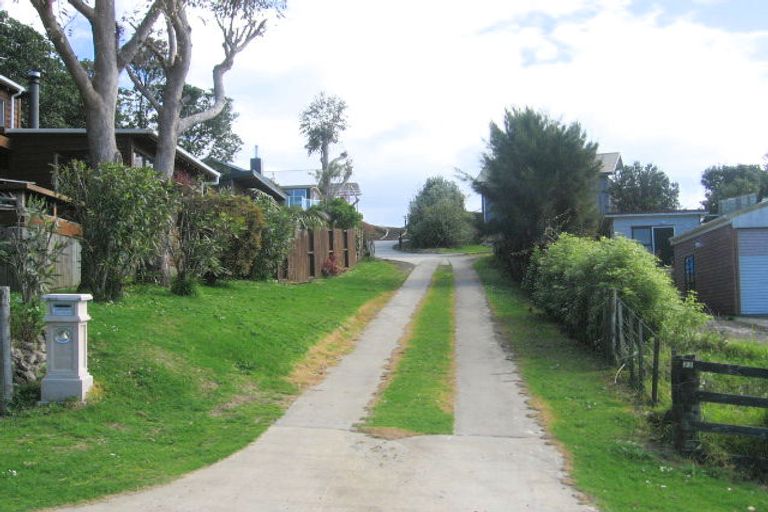 Photo of property in 24 Gray Avenue, Kuaotunu West, Whitianga, 3592