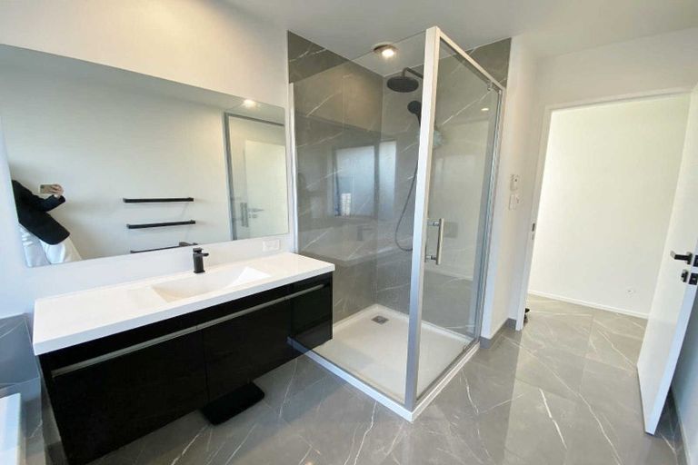 Photo of property in 28 Pistacia Place, Hornby, Christchurch, 8025