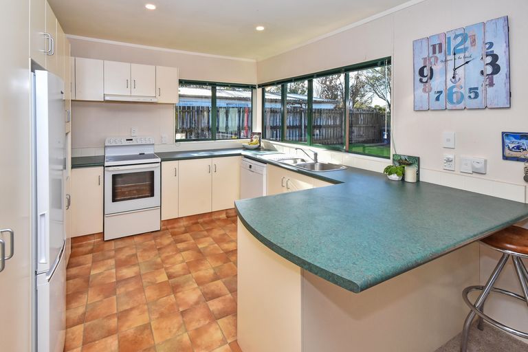 Photo of property in 13b Coolen Place, Tuakau, 2121
