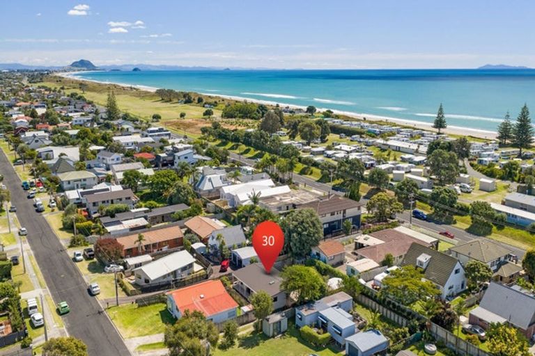 Photo of property in 30 Percy Road, Papamoa Beach, Papamoa, 3118