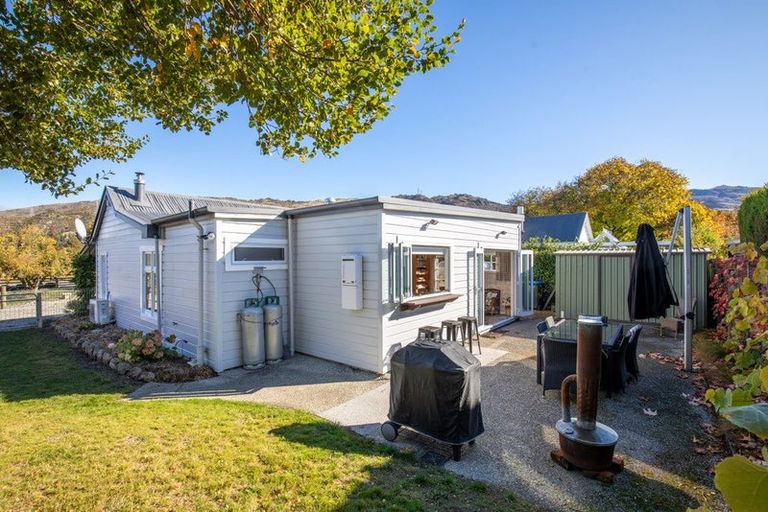 Photo of property in 76 Sunderland Street, Clyde, 9330