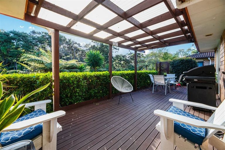 Photo of property in 47 Hewlett Road, Massey, Auckland, 0614