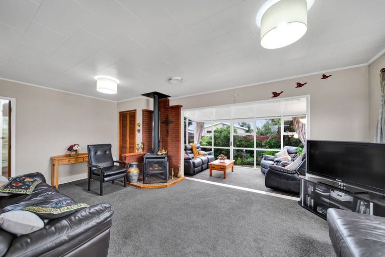 Photo of property in 14 Tawa Street, Hawera, 4610