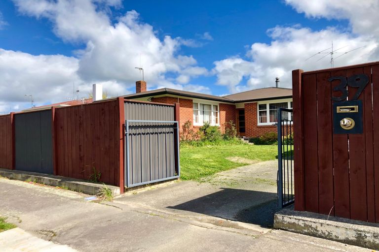 Photo of property in 39 Nottingham Avenue, Awapuni, Palmerston North, 4412