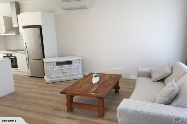 Photo of property in 10 Grey Warbler Road, Hobsonville, Auckland, 0616