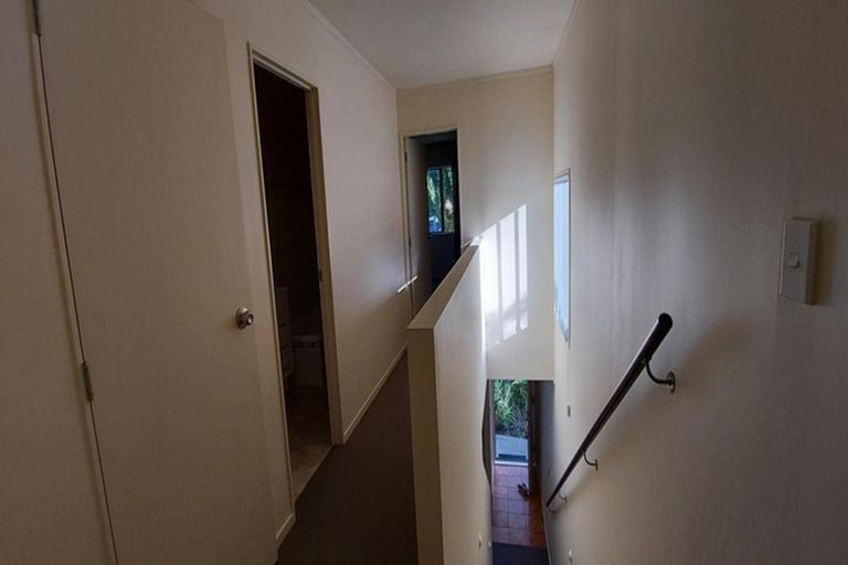 Photo of property in 9 Kona Crescent, Henderson, Auckland, 0610